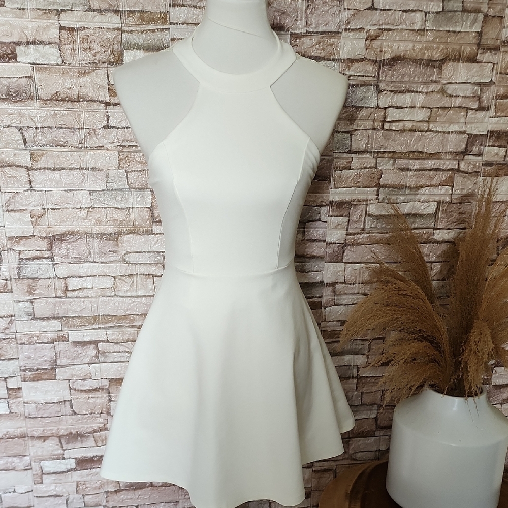 Lulus Elegant White Sleeveless Dress
